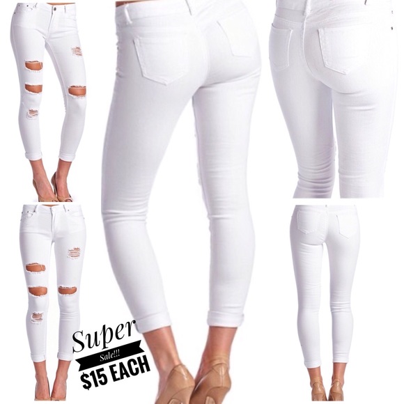 Distressed Skinny Jeans - Picture 1 of 8